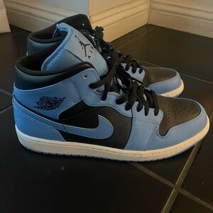 Air Jordan Men's Light Blue and Black Sneakers